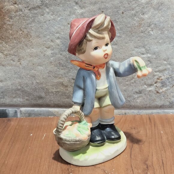 Vintage Napcoware Boy Holding Fruit Basket Porcelain Figurine 7656 - Picture 7 of 12